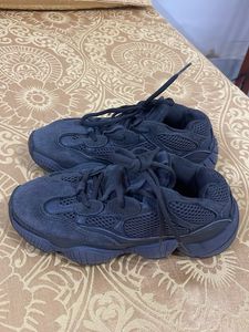Addidas shoes for unisex