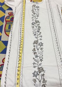 Elegant White Floral Print Kurta