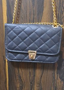 Chic Quilted Crossbody Bag