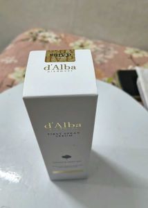 100% new trending korean d'Alba spray serum