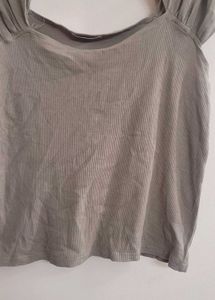 Stylish Ruched Sleeve Top