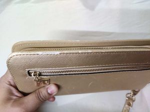 Golden Wallet