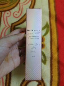 Faces Canada Strobe Cream