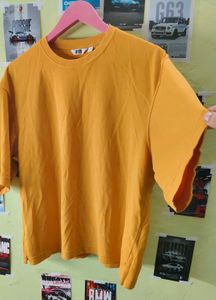 UNIQLO U Oversized T-Shirt Mustard