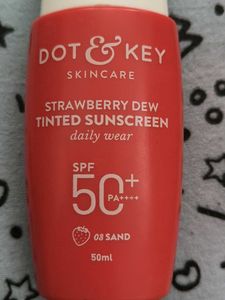 DOT &amp; KEY Strawberry Dew Tinted Sunscreen SPF 50+