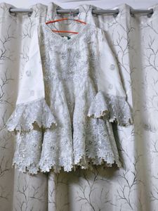 Original Pakistani suit. 100% orginal
