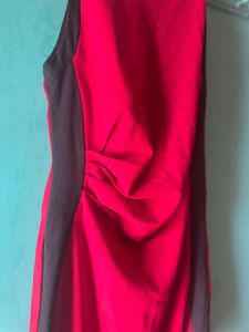 Chic Red &amp; Black Sleeveless Dress