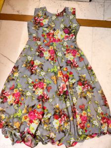 Chic Floral Grey Dress