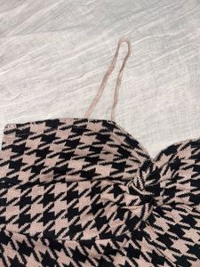 Houndstooth Knit Twist Front Crop Top