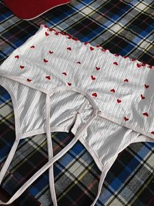 Cute White &amp; Red Heart Cami Top