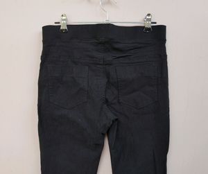 Black Stretchable Jeggings