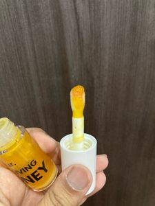 Blur It's Giving Honey lip oil