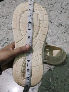 Comfortable White Clogs for Everyday Wear