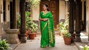 1-Time Used ElegantMeenaWork KanchiPattuSaree-Sti