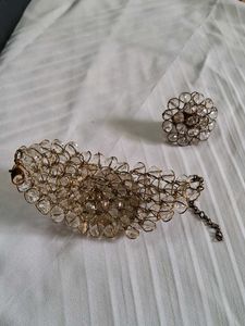 Stunning Bracelet and Ring Set