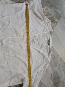White Embroidered Kurta