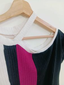 Color Block Cutout T-Shirt