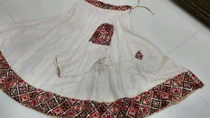 Elegant White Lehenga with Embellished Border