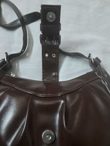 Stylish Chocolate Brown Shoulder Bag With Buckle