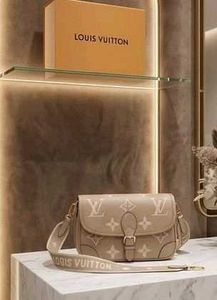 LOUIS VUITTON DIANE PM WITH 2 SLING BELT*WD BOX