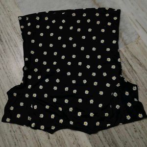 Cute Daisy Print Black T-Shirt