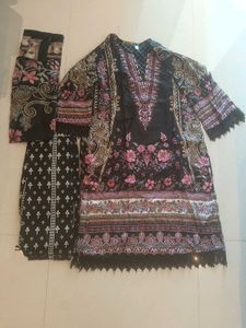 Elegant Black Floral Kurta Set