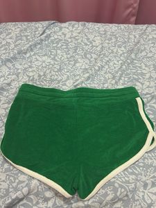 H&amp;M Green Sporty Shorts