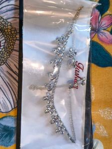 Sparkling Leaf Design Necklace &amp; Earrings Set