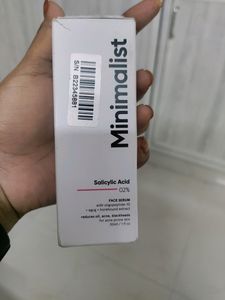 Minimalist 2 % Salicylic Acid Face Serum