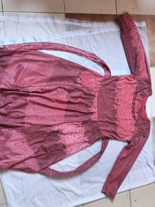 its is pink midi