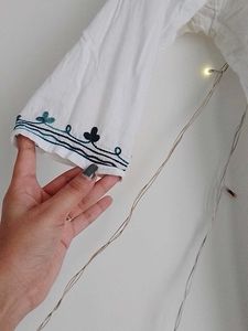 White Embroidered Kurta