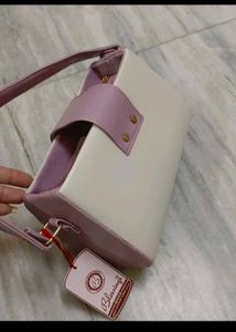 Chic Cream &amp; Lilac Handbag