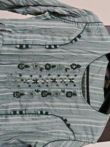 Elegant Striped Kurta with Embroidery