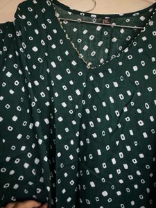 Elegant Green Kurta Set with White Print