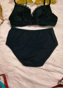 Elegant Black Lace Bra With Beautiful Penty