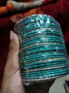 Elegant Gold Tone Bangle Set