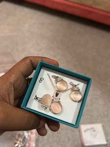 Elegant Rose Gold Jewelry Set