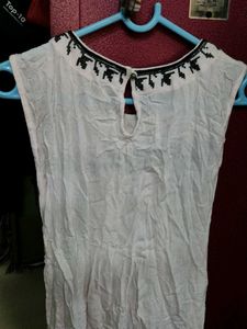 Embroidered White Kurta
