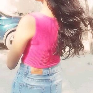 Chic Pink Ribbed Cropped Top