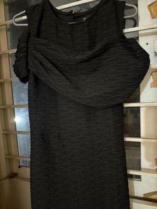 Elegant Black Cold Shoulder Maxi Dress