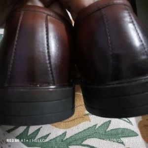 VIBE WALK Brown Genuine Leather Loaf