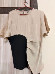 Chic Beige &amp; Black Asymmetrical Top