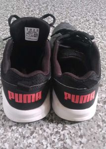 Puma Black & Red Sneakers.very comfortable.