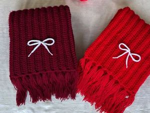Mikasa scarf