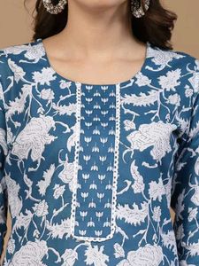 Blue &amp; White Floral Kurta Set