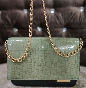 🆕Sling Bag With Chain