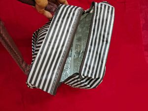 Striped Insulated Lunch Bag