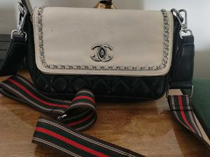 Elegant Crossbody Bag