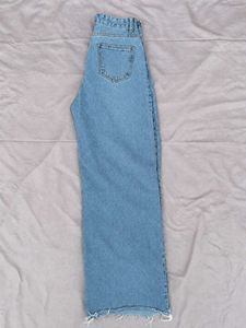 Distressed Wide Leg Jeans