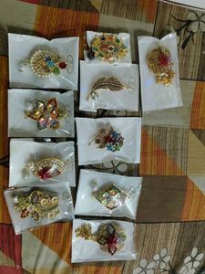 saree pins brooches